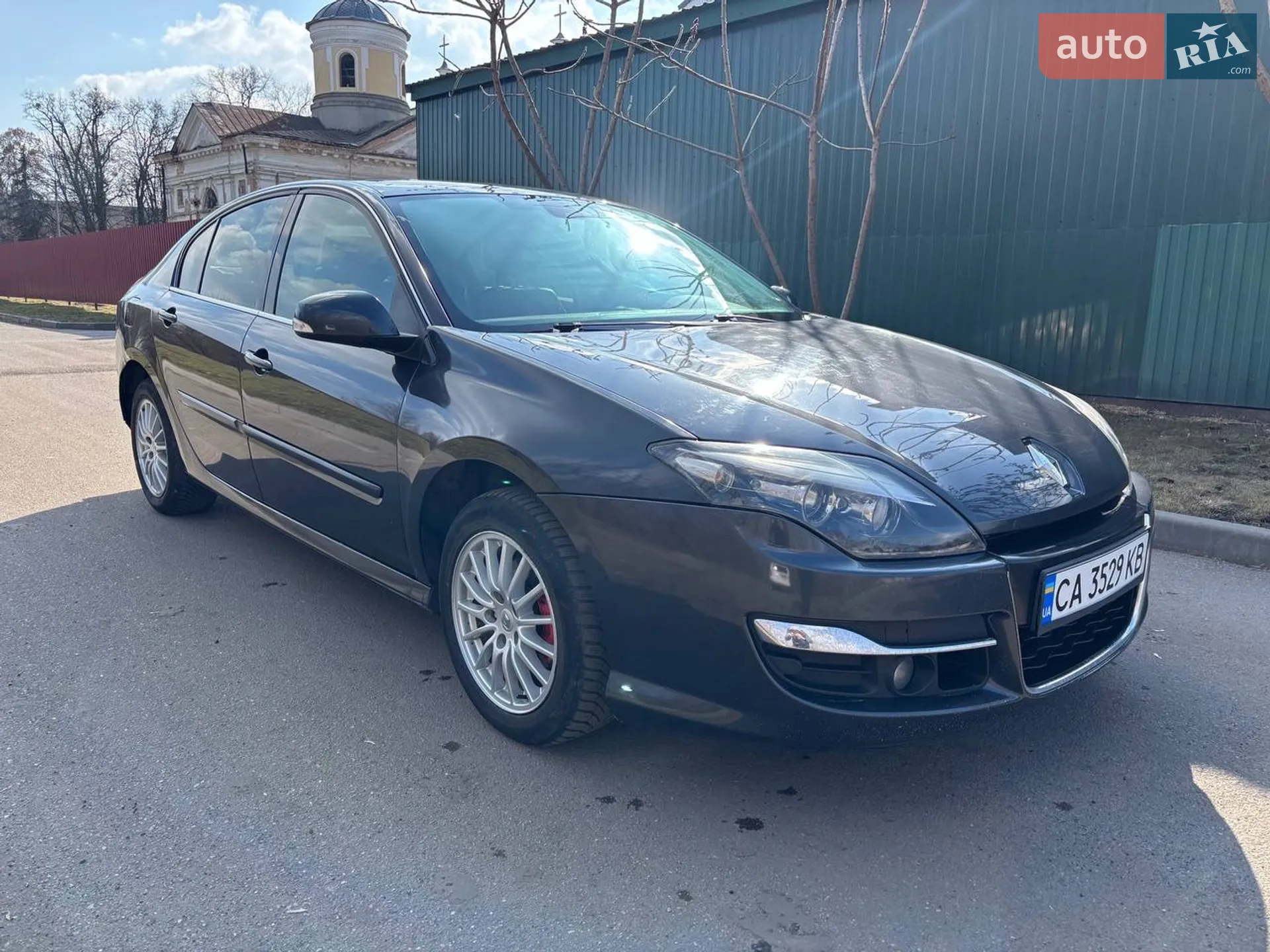 Renault Laguna, 2011