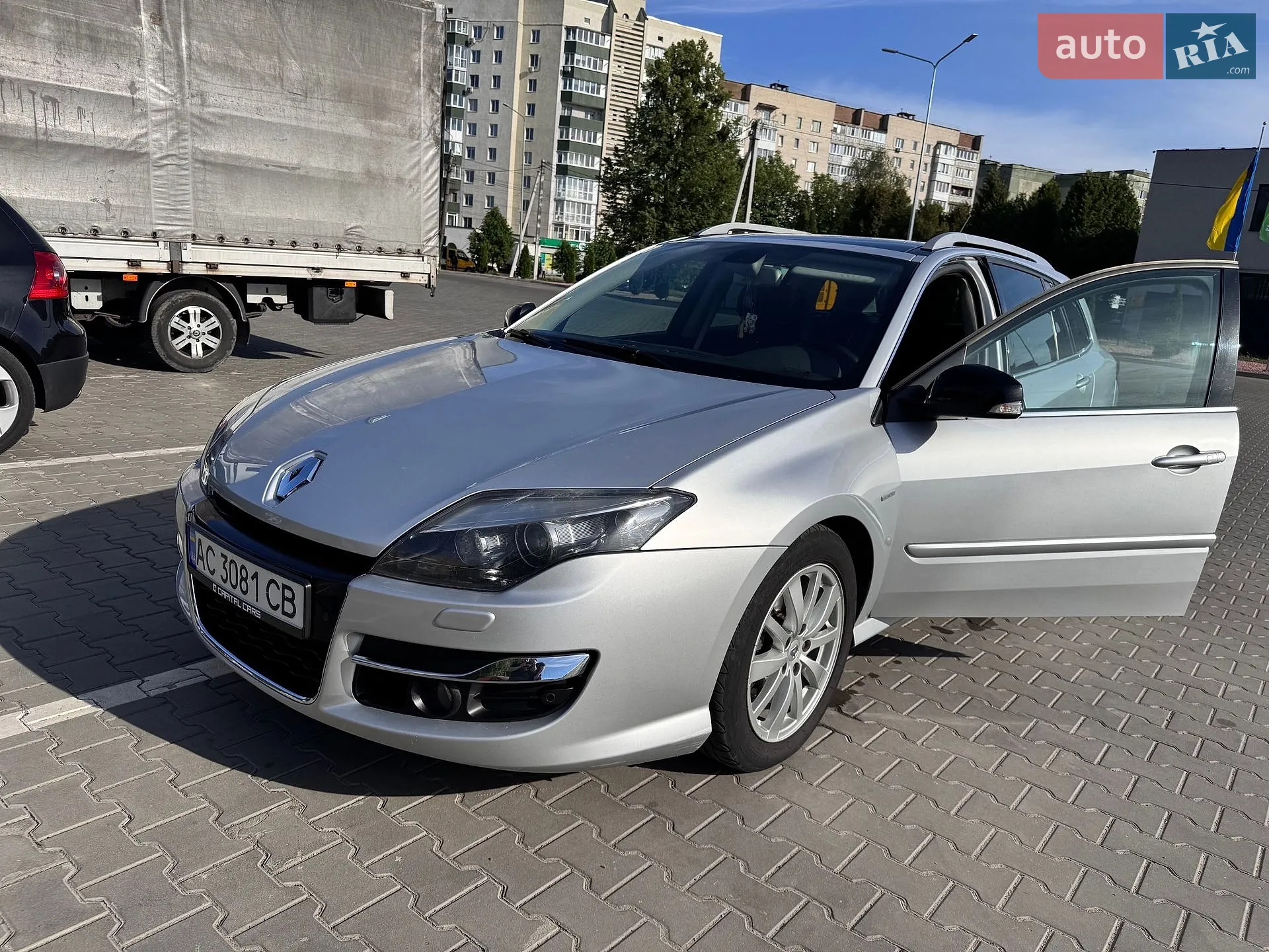 Renault Laguna, 2012