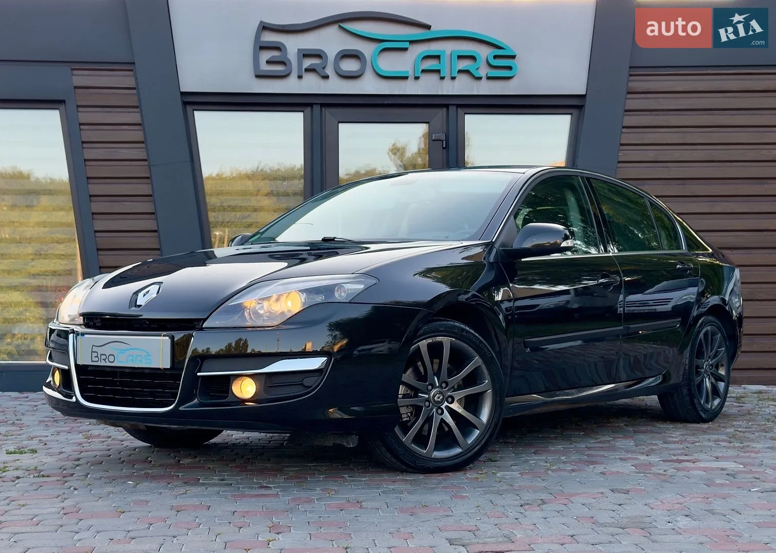 Renault Laguna, 2012