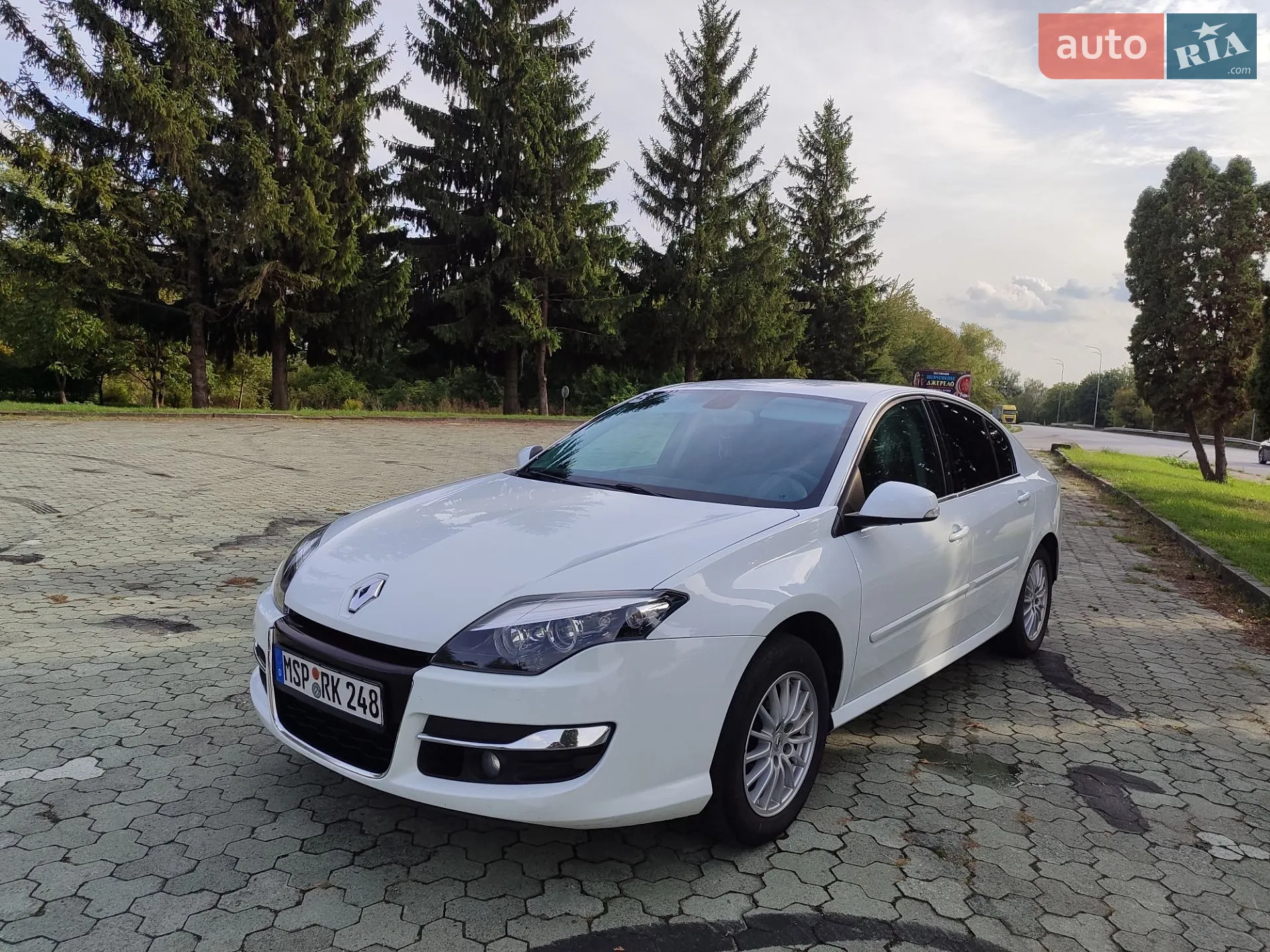 Renault Laguna, 2011