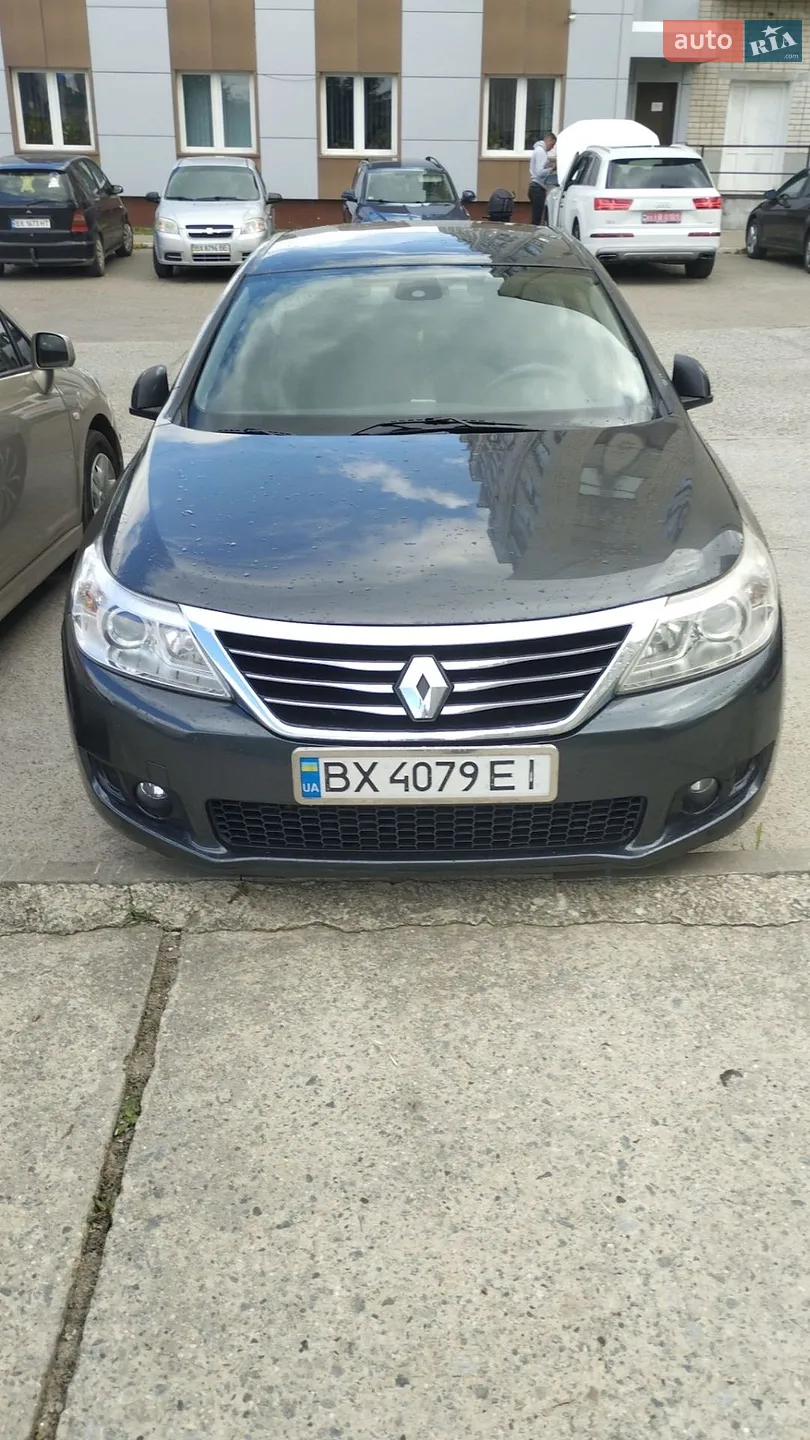 Renault Latitude, 2012
