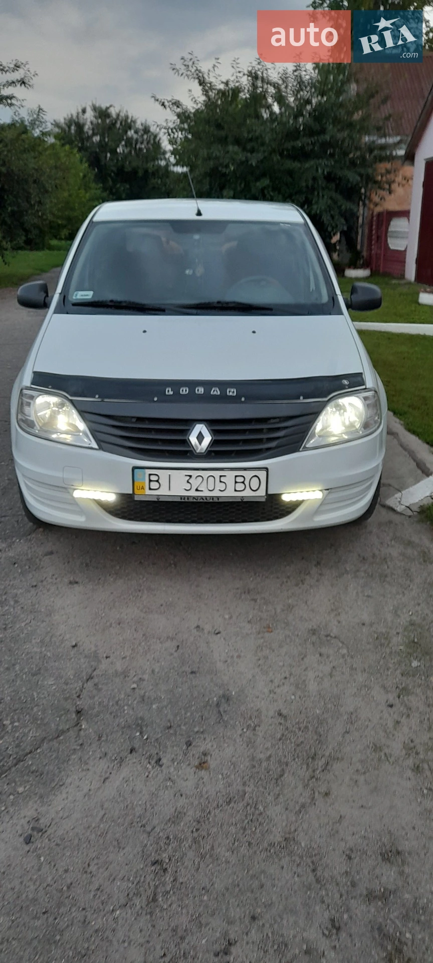Renault Logan, 2011