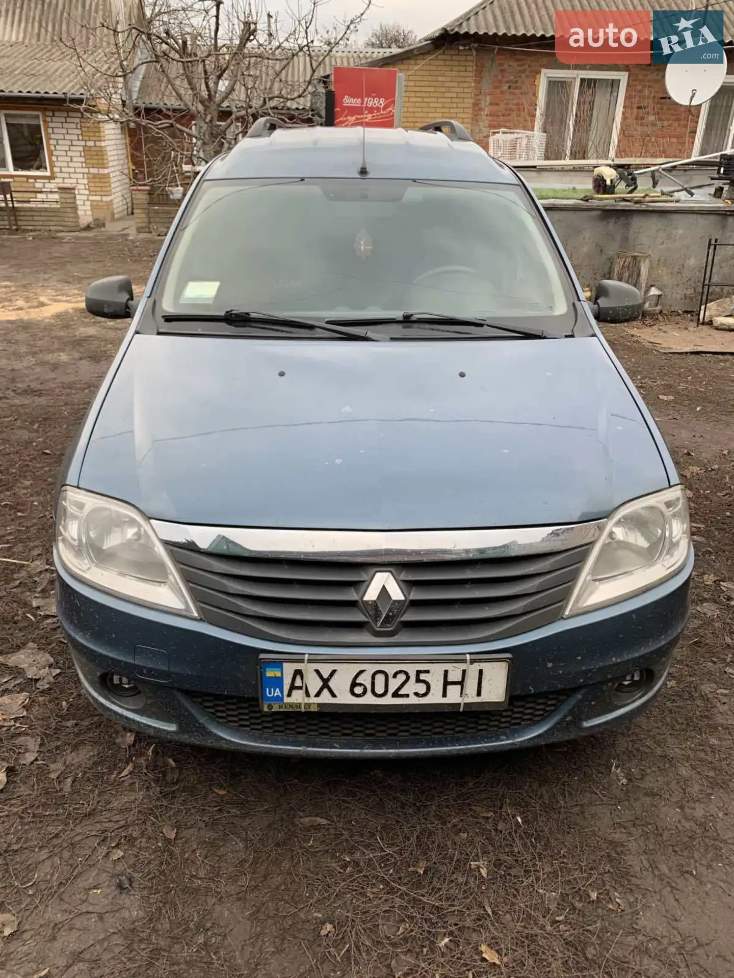 Renault Logan, 2011