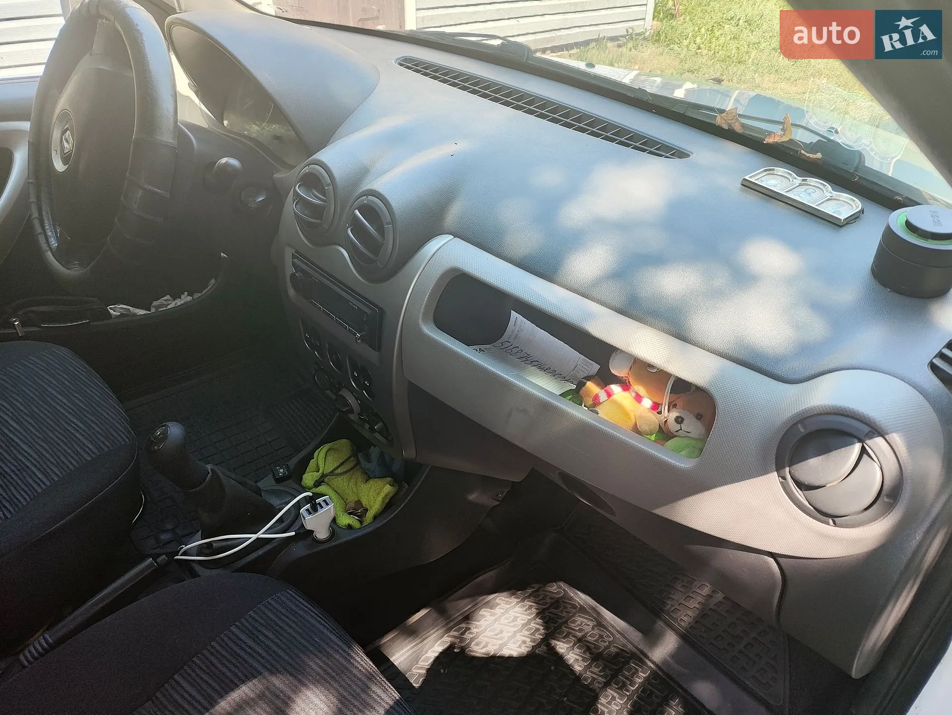 Renault Logan, 2011