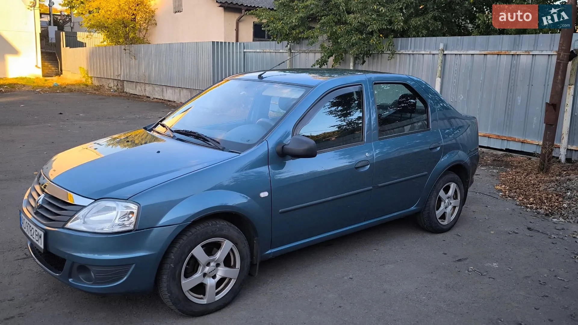 Renault Logan, 2011