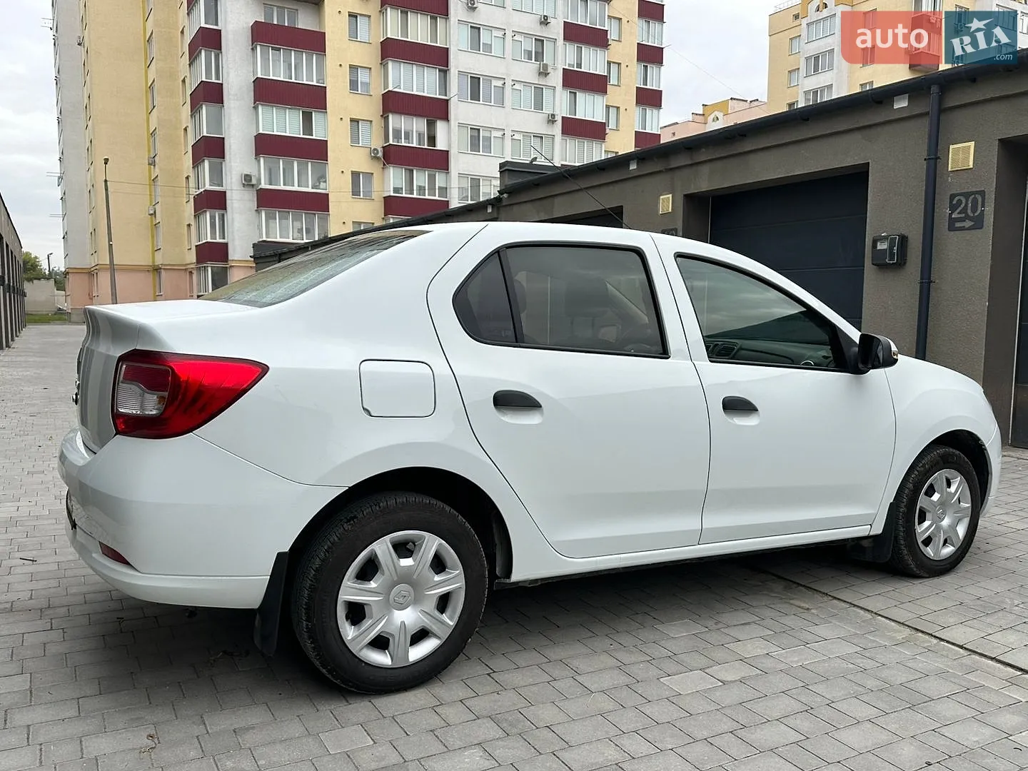 Renault Logan, 2013