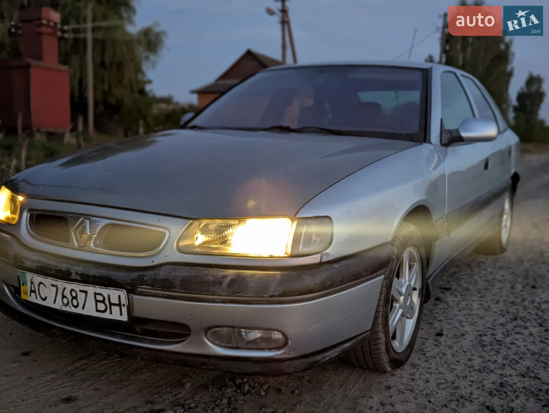Renault Safrane 1998 — 1