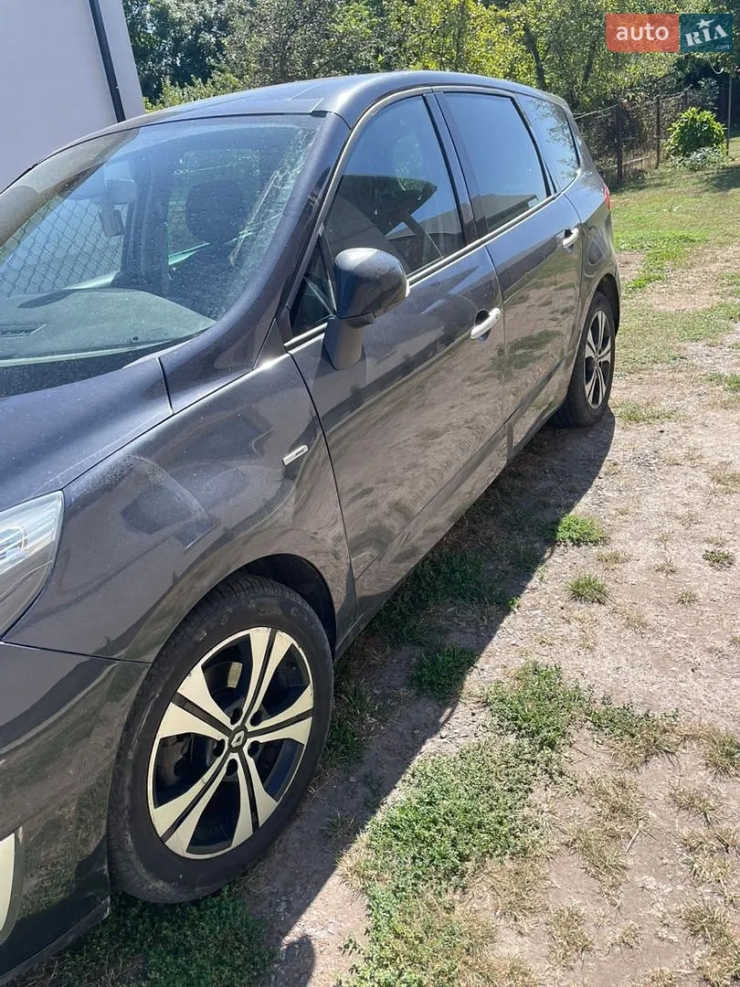 Renault Scenic, 2011