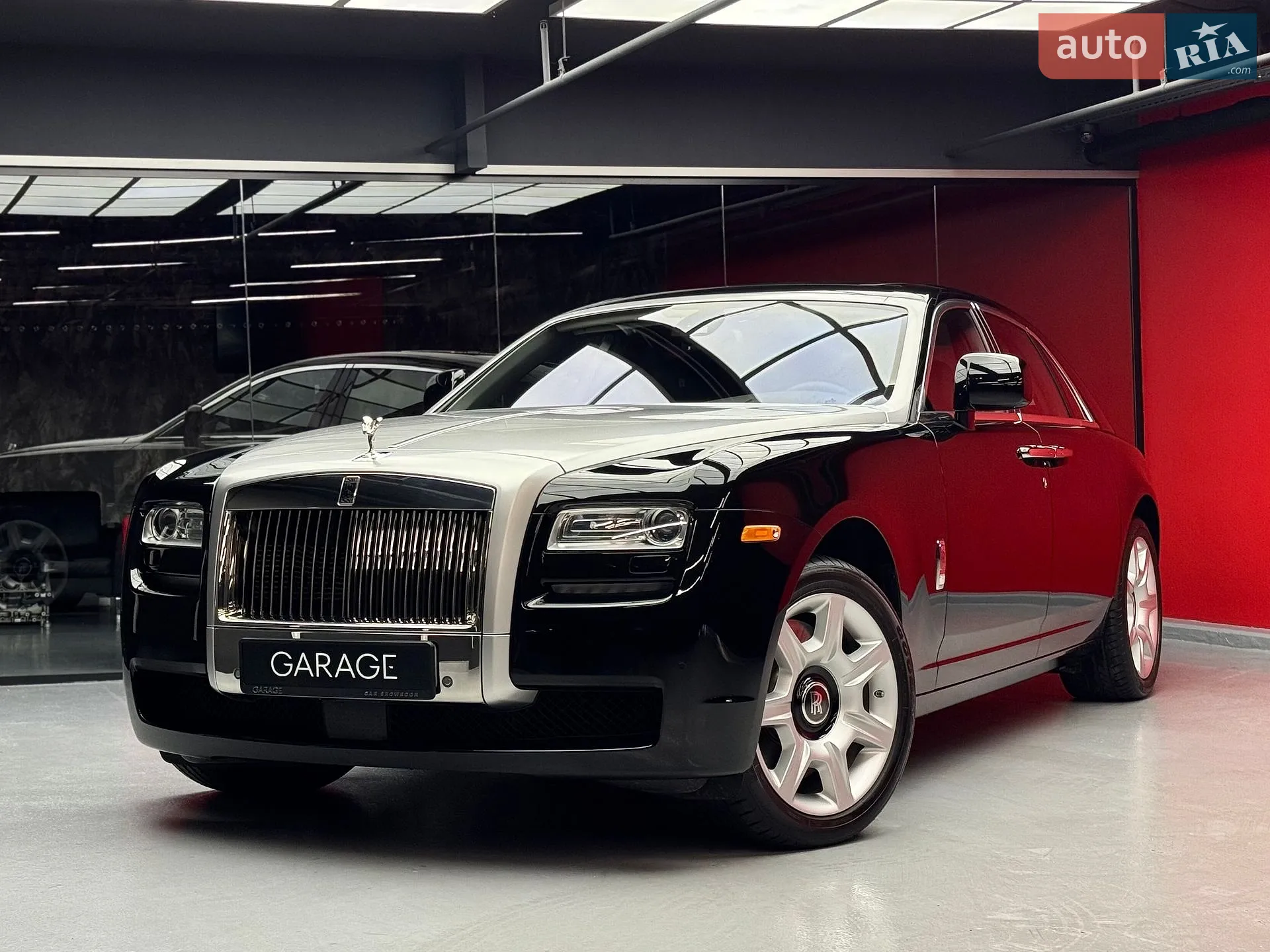 Rolls-Royce Ghost, 2010