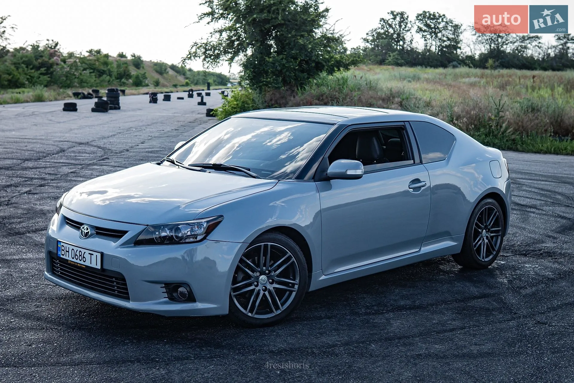 Scion tC, 2010