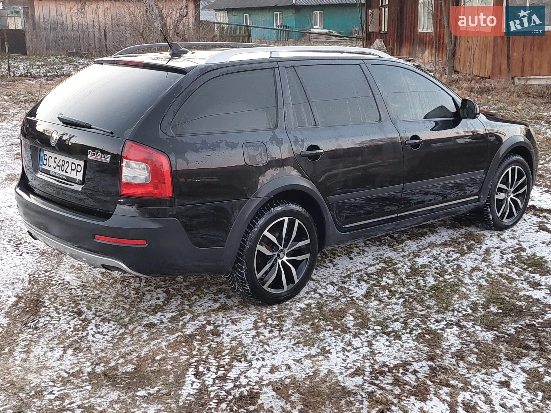 Skoda Octavia Scout, 2011