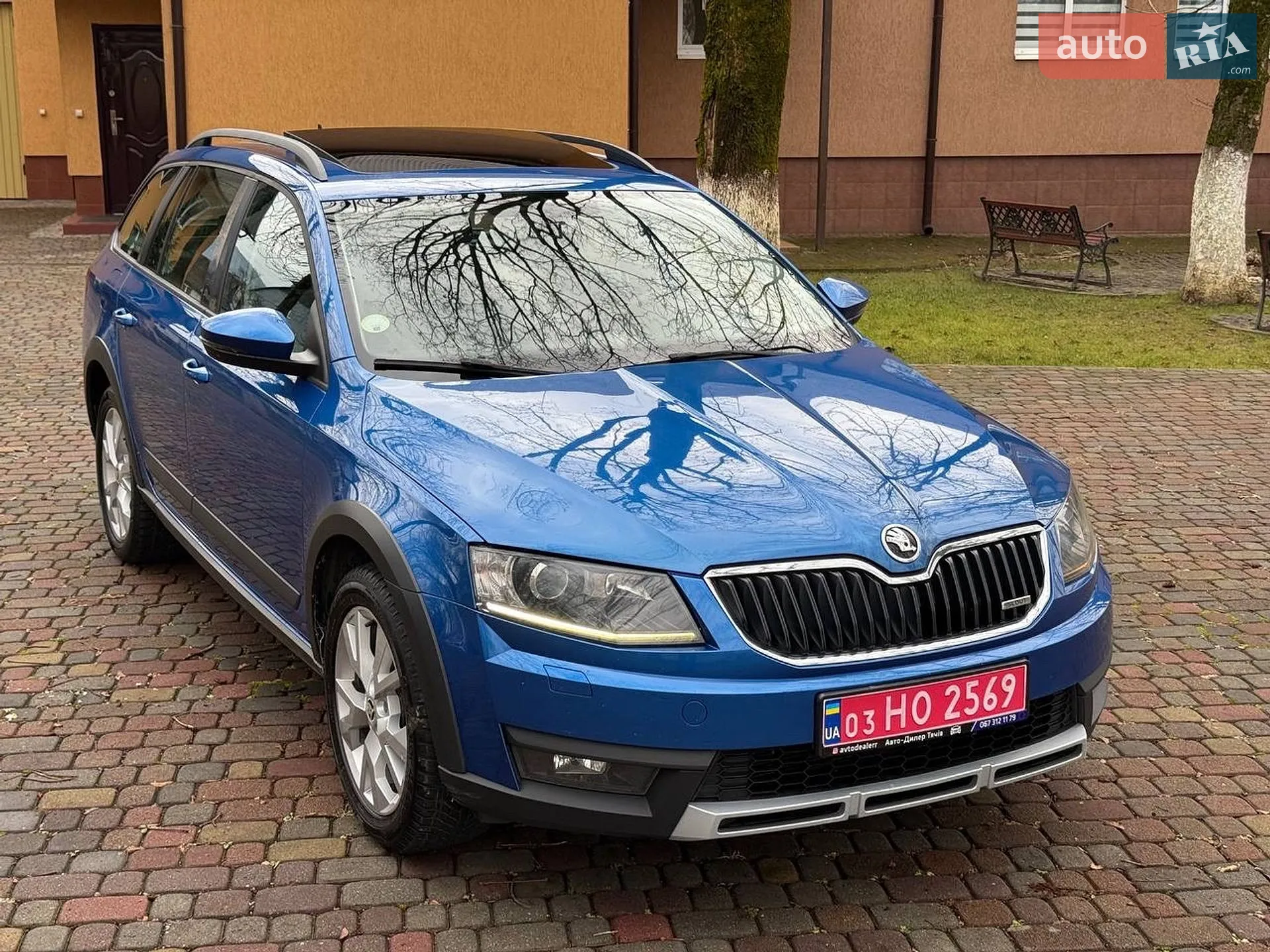 Skoda Octavia Scout, 2015