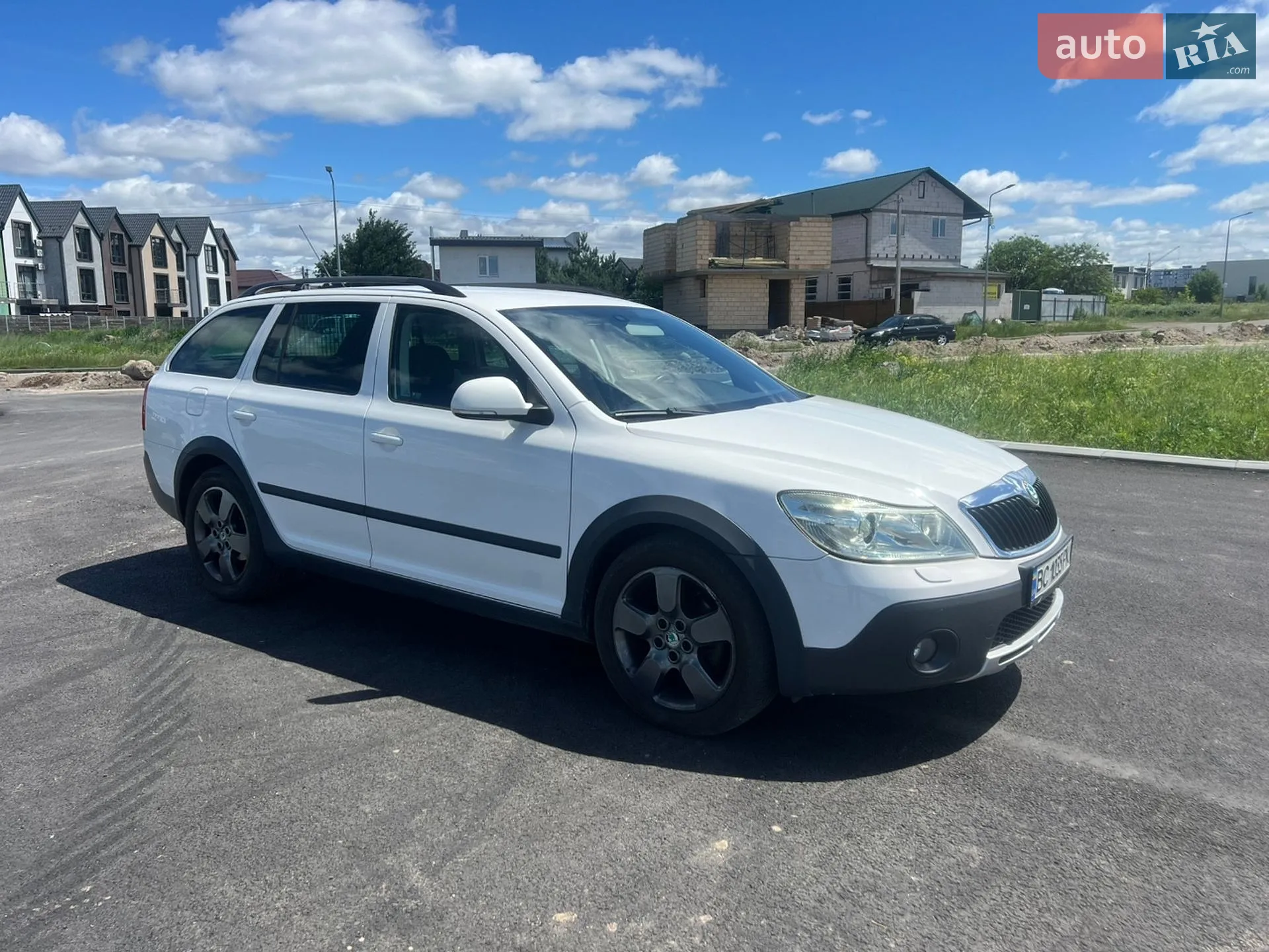 Skoda Octavia Scout, 2011