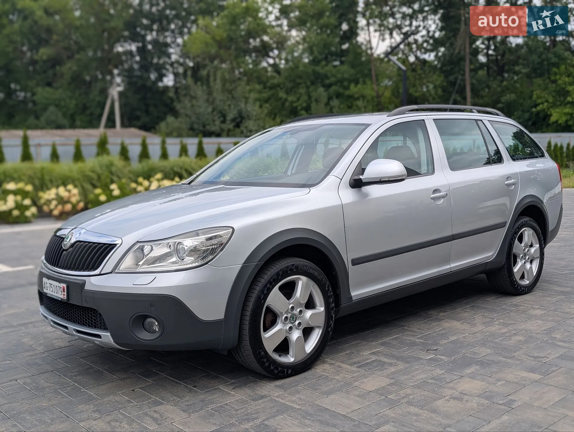Skoda Octavia Scout, 2011