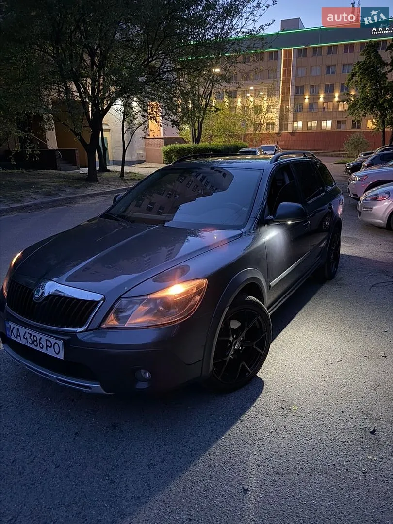 Skoda Octavia Scout, 2011