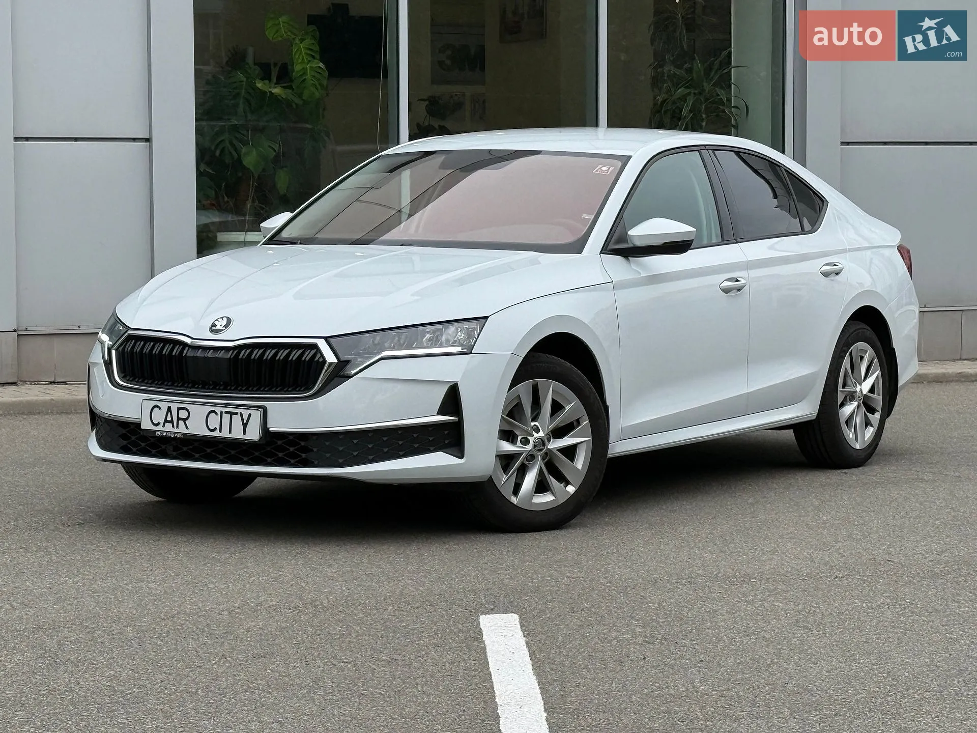Skoda Octavia 2024 — 1