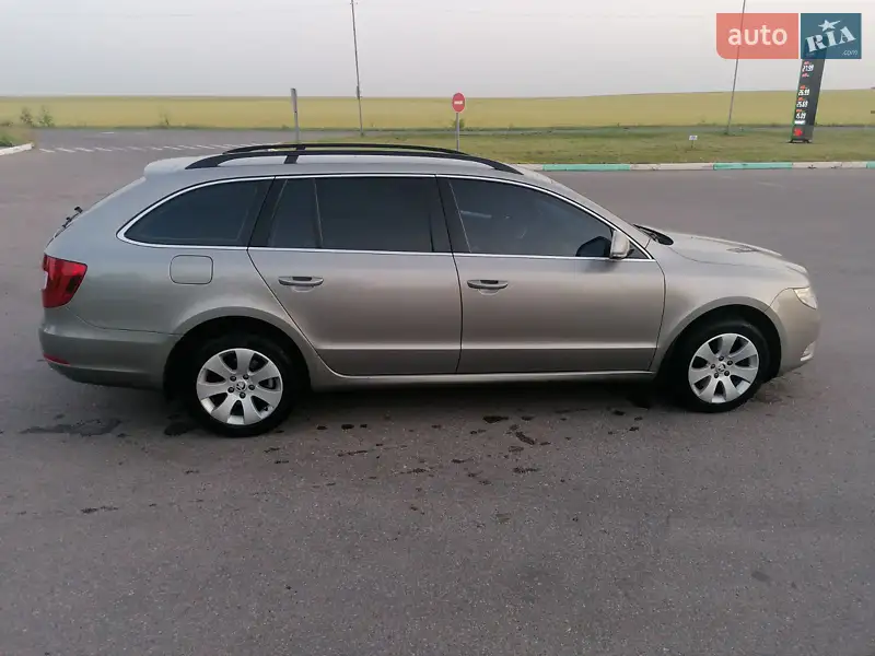 Skoda Superb, 2013