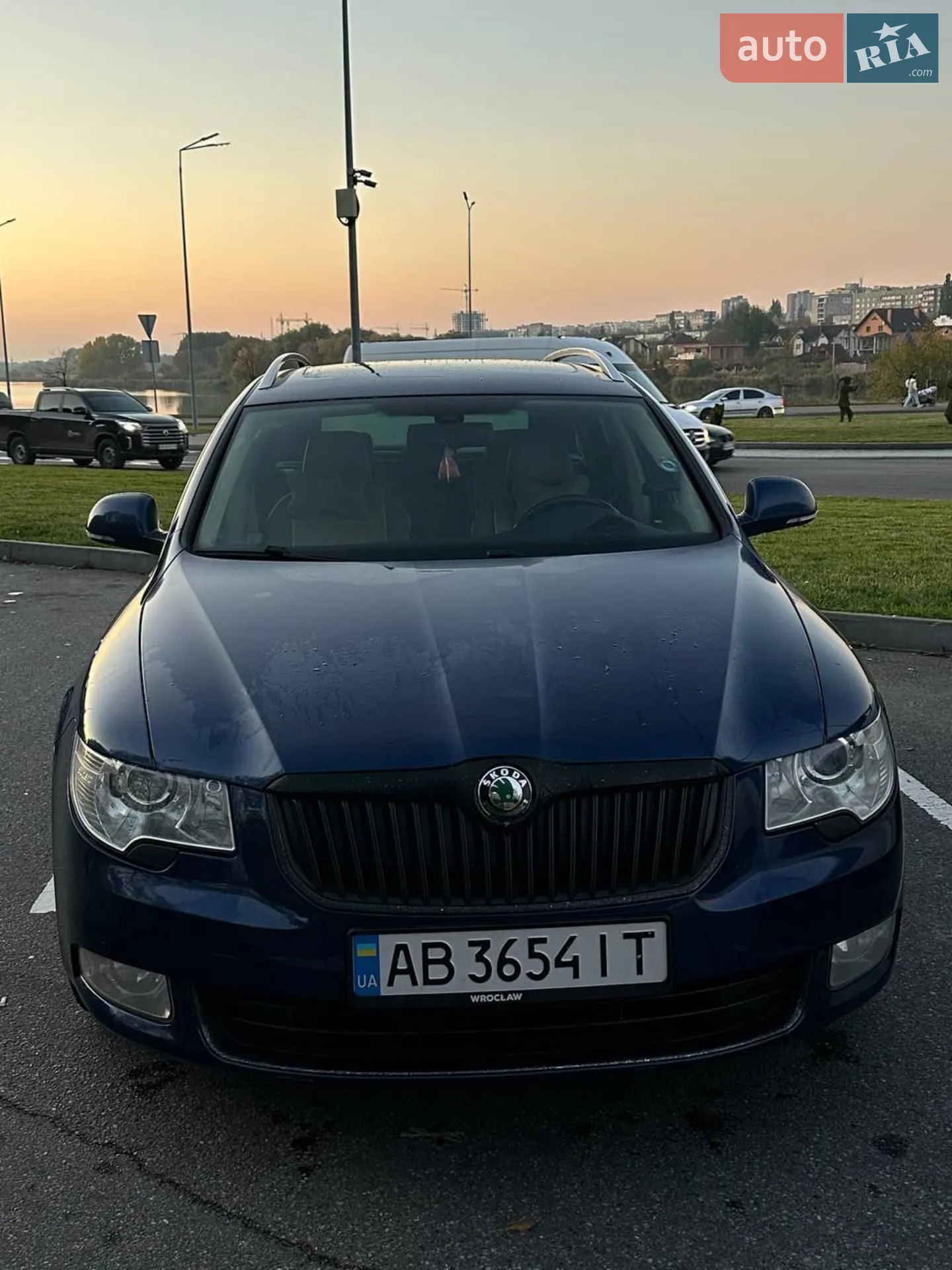 Skoda Superb, 2011