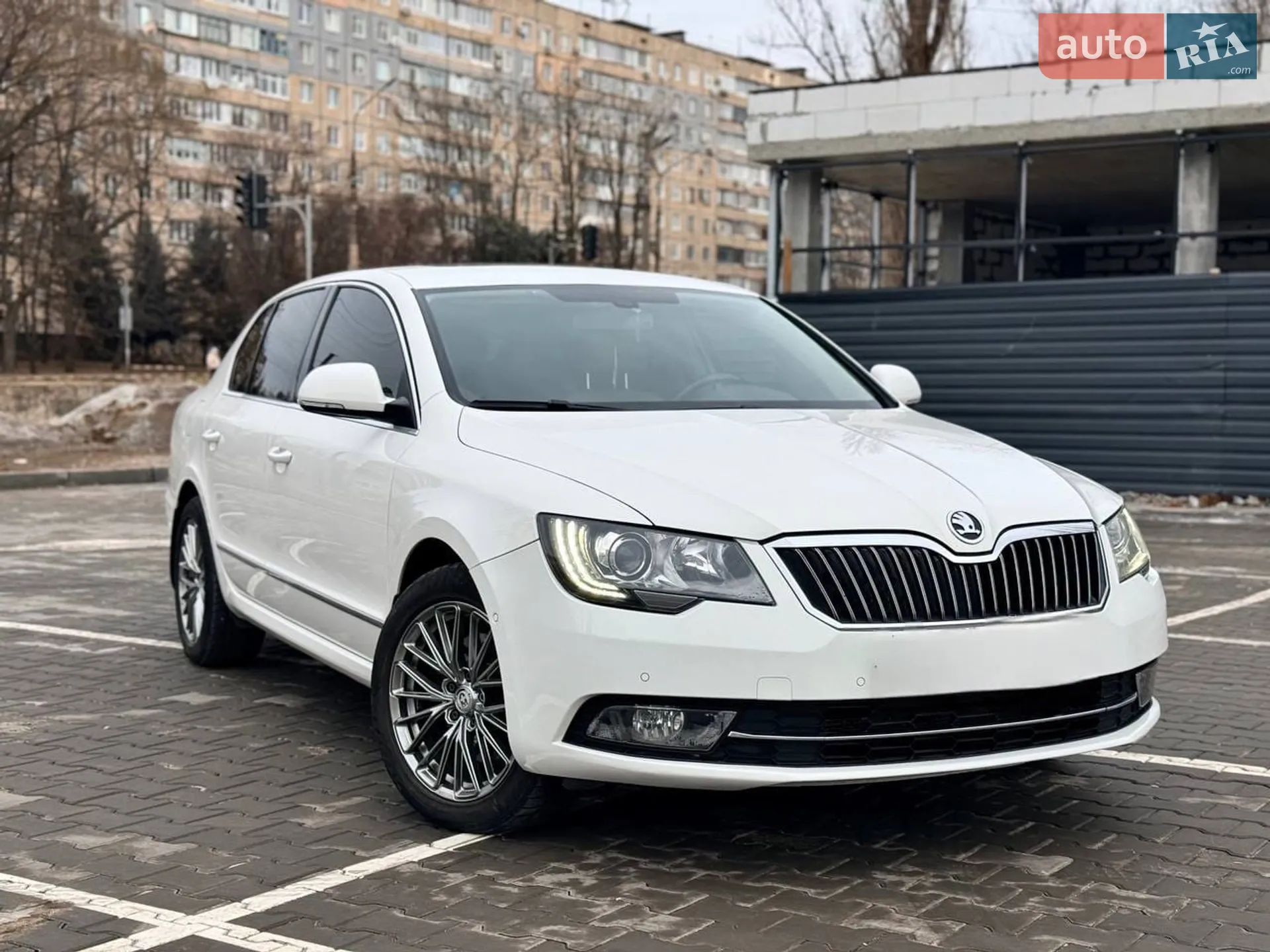 Skoda Superb, 2013