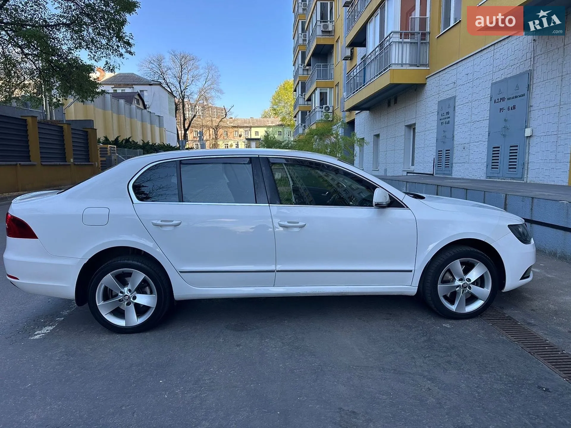 Skoda Superb, 2013