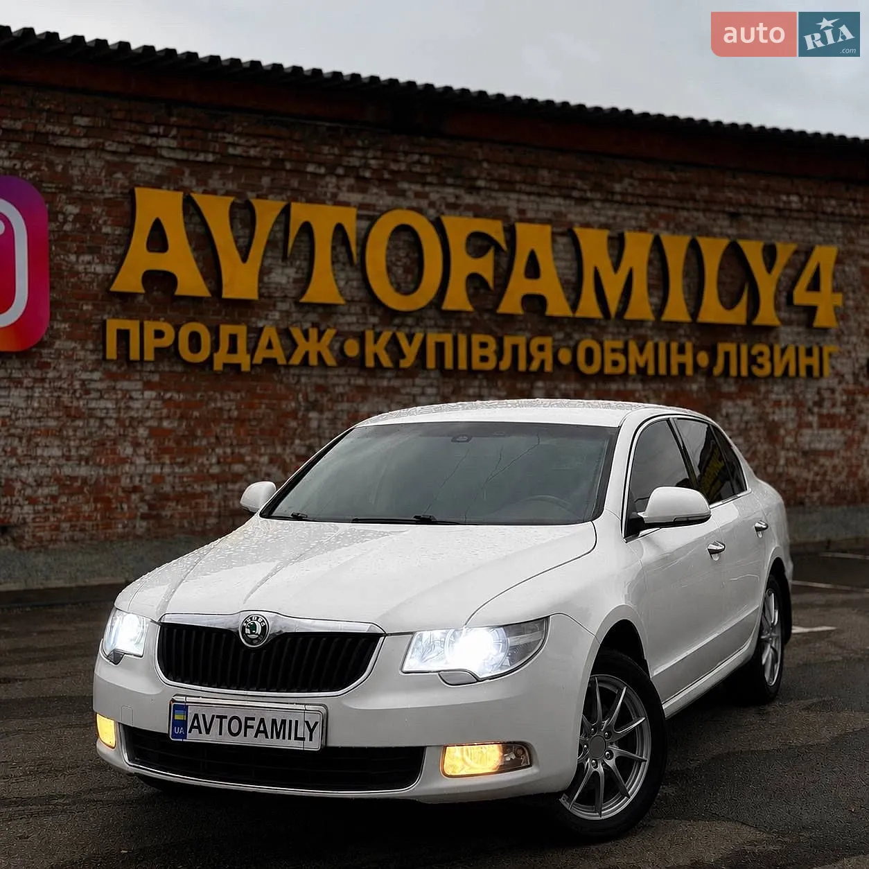 Skoda Superb, 2011