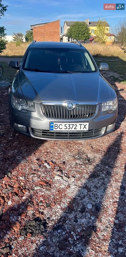 Skoda Superb, 2012