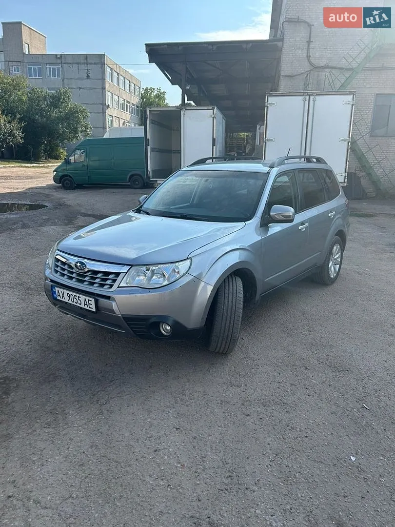 Subaru Forester, 2011