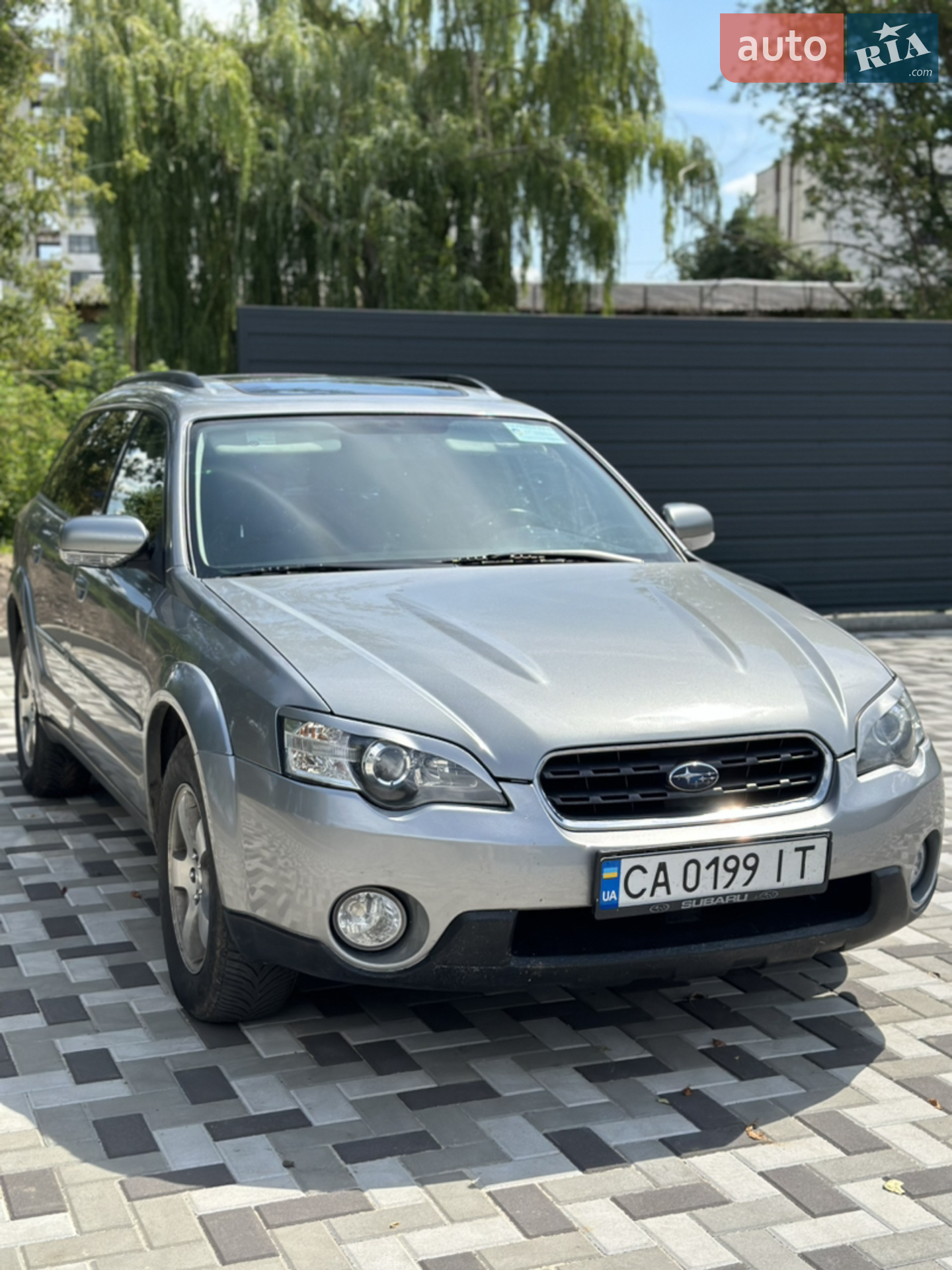 Subaru Legacy, 2005