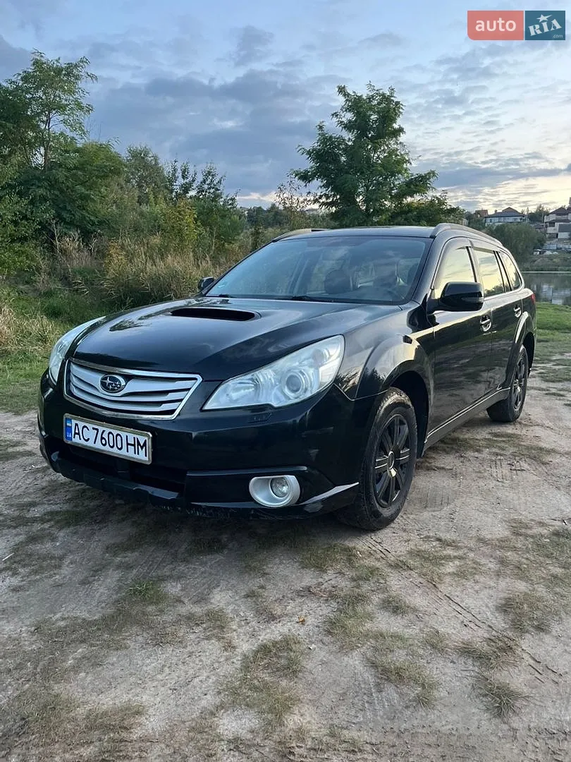 Subaru Legacy, 2011