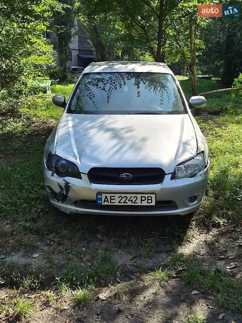 Subaru Legacy, 2004
