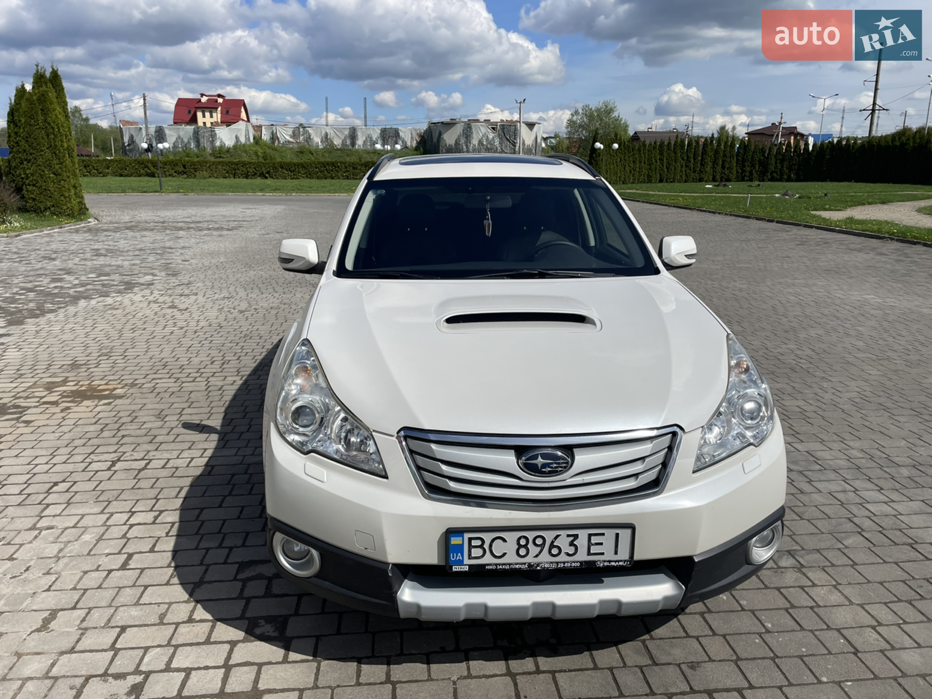 Subaru Outback, 2011