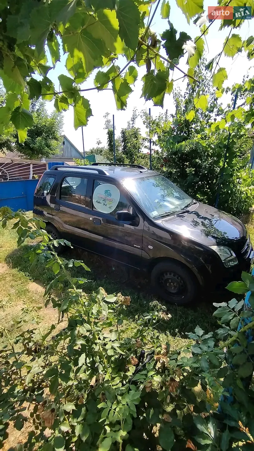Suzuki Ignis, 2005