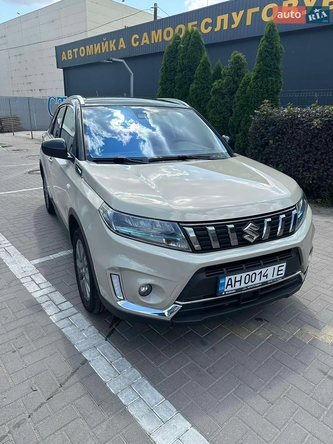 Suzuki Vitara, 2023