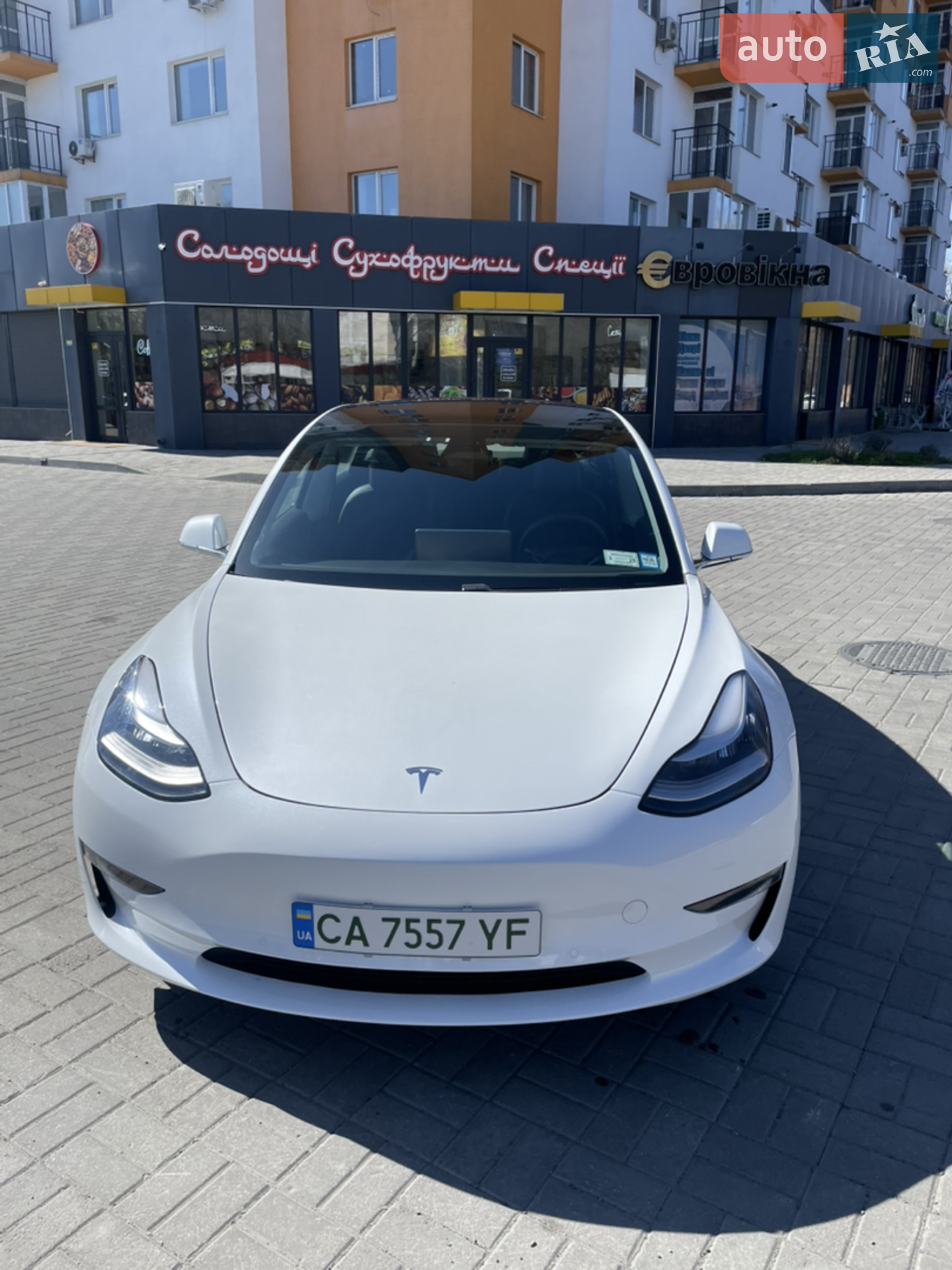 Tesla Model 3, 2019