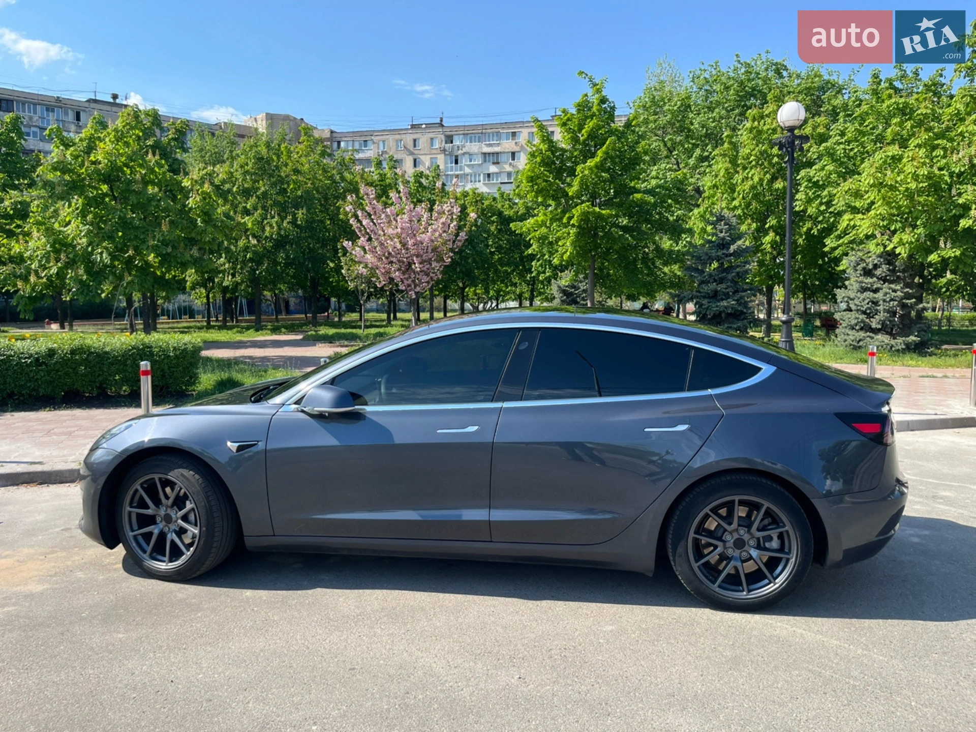 Tesla Model 3, 2020