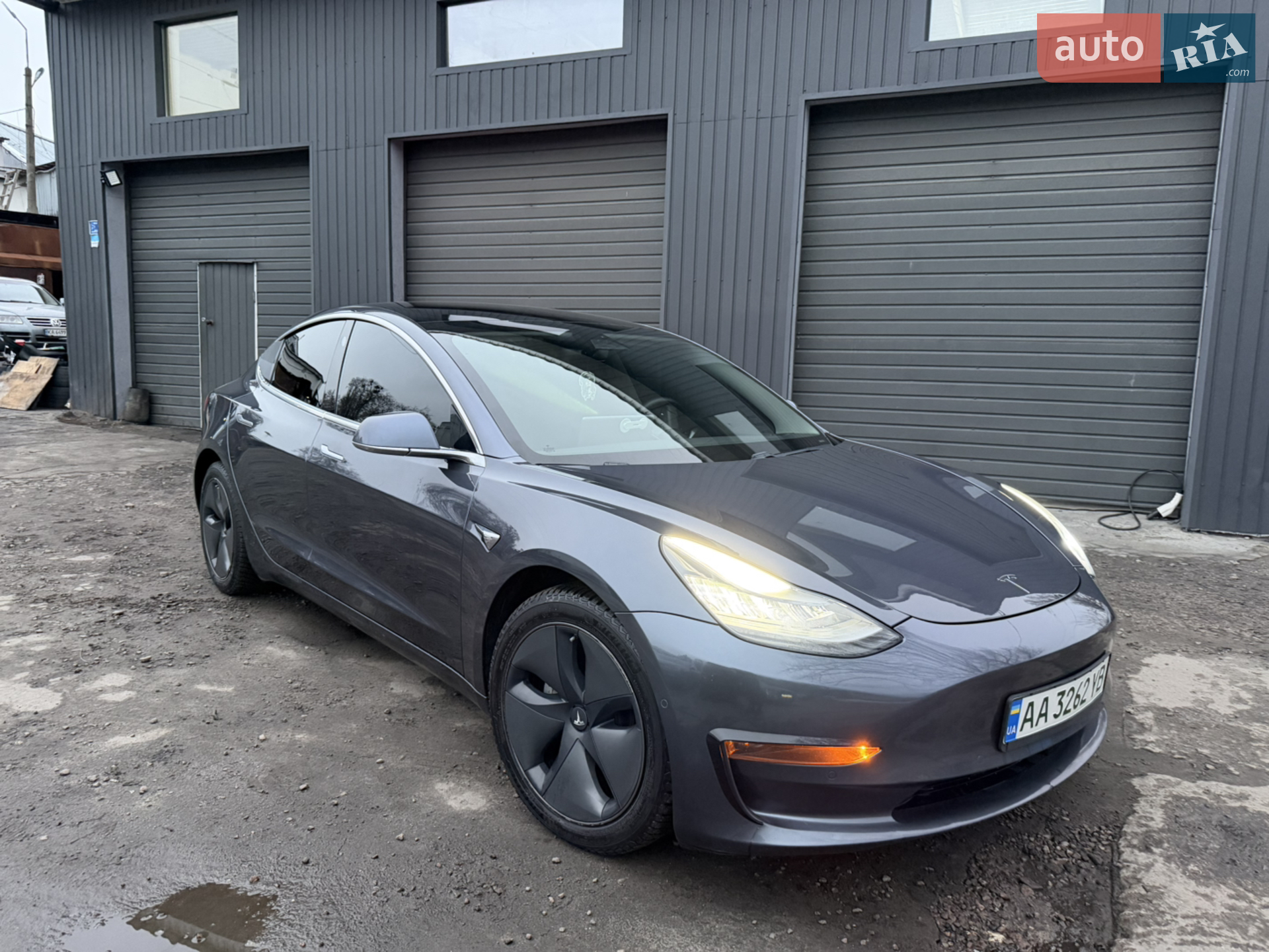 Tesla Model 3, 2020