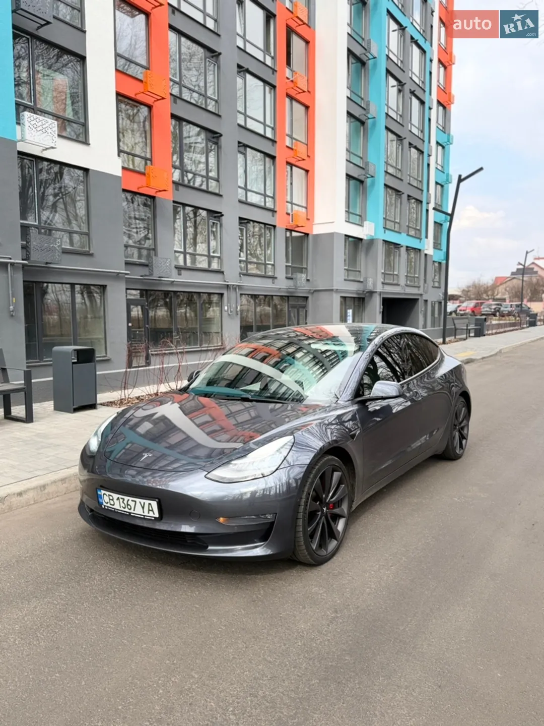 Tesla Model 3, 2019