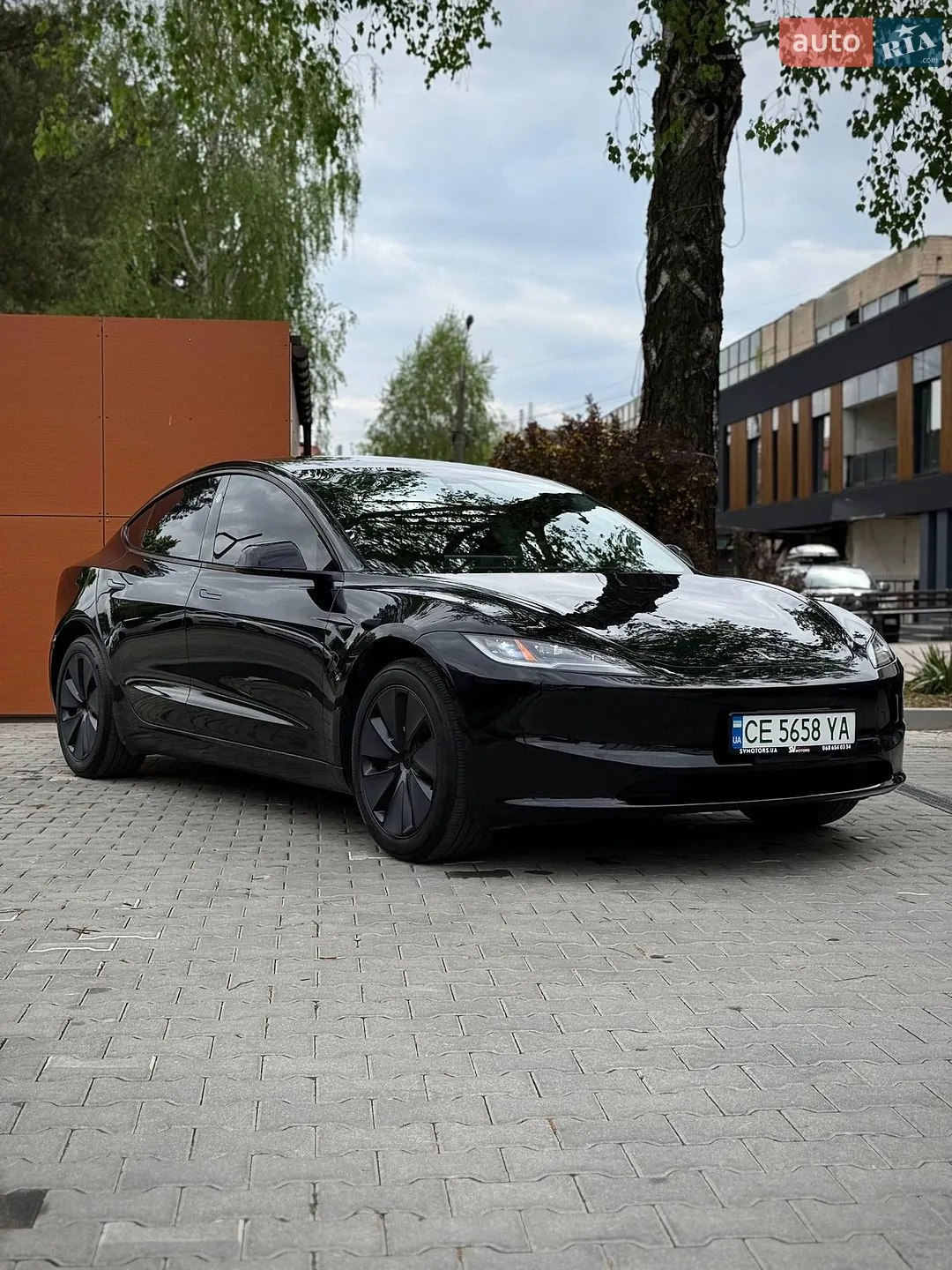 Tesla Model 3, 2024
