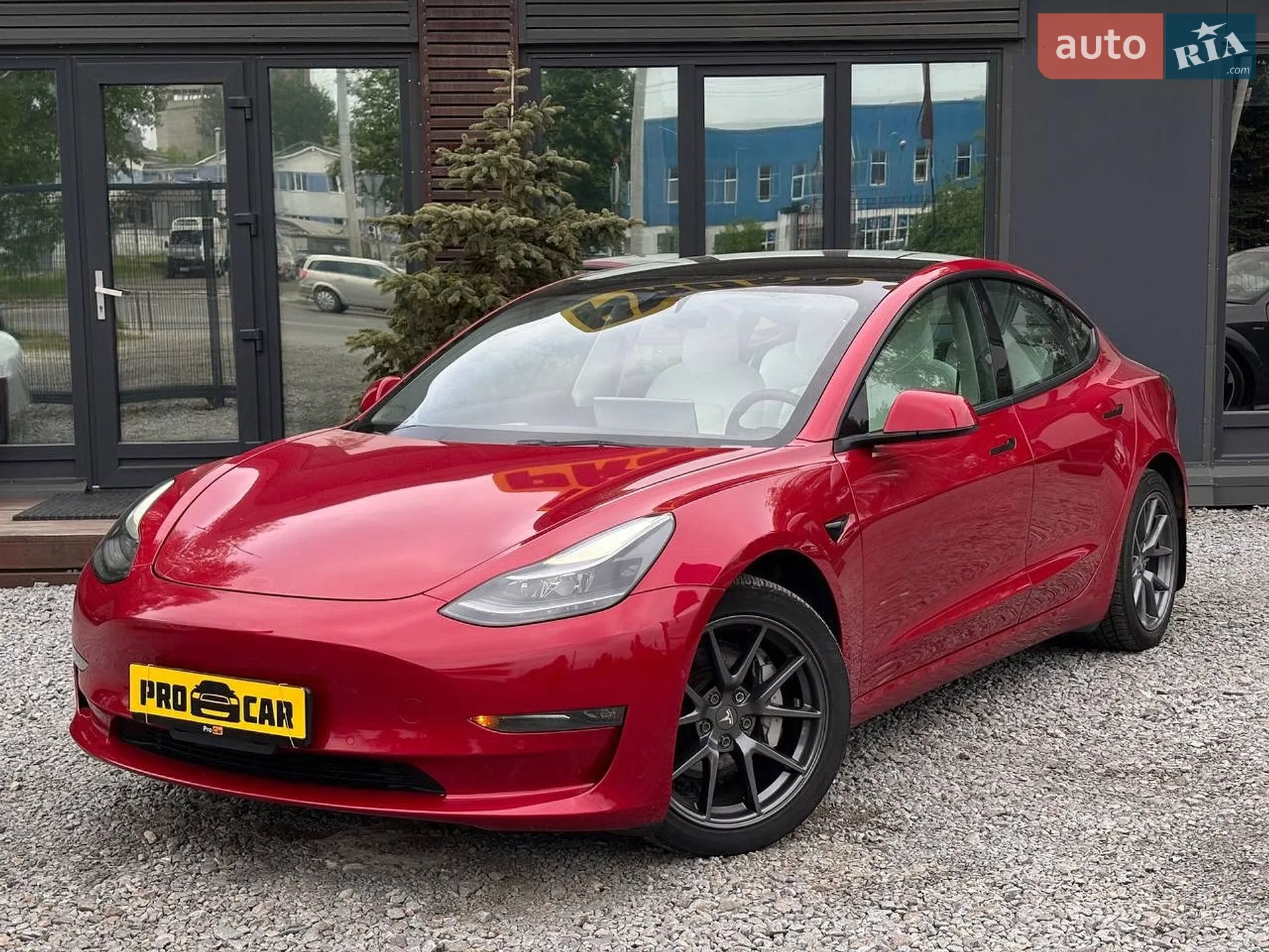 Tesla Model 3, 2021