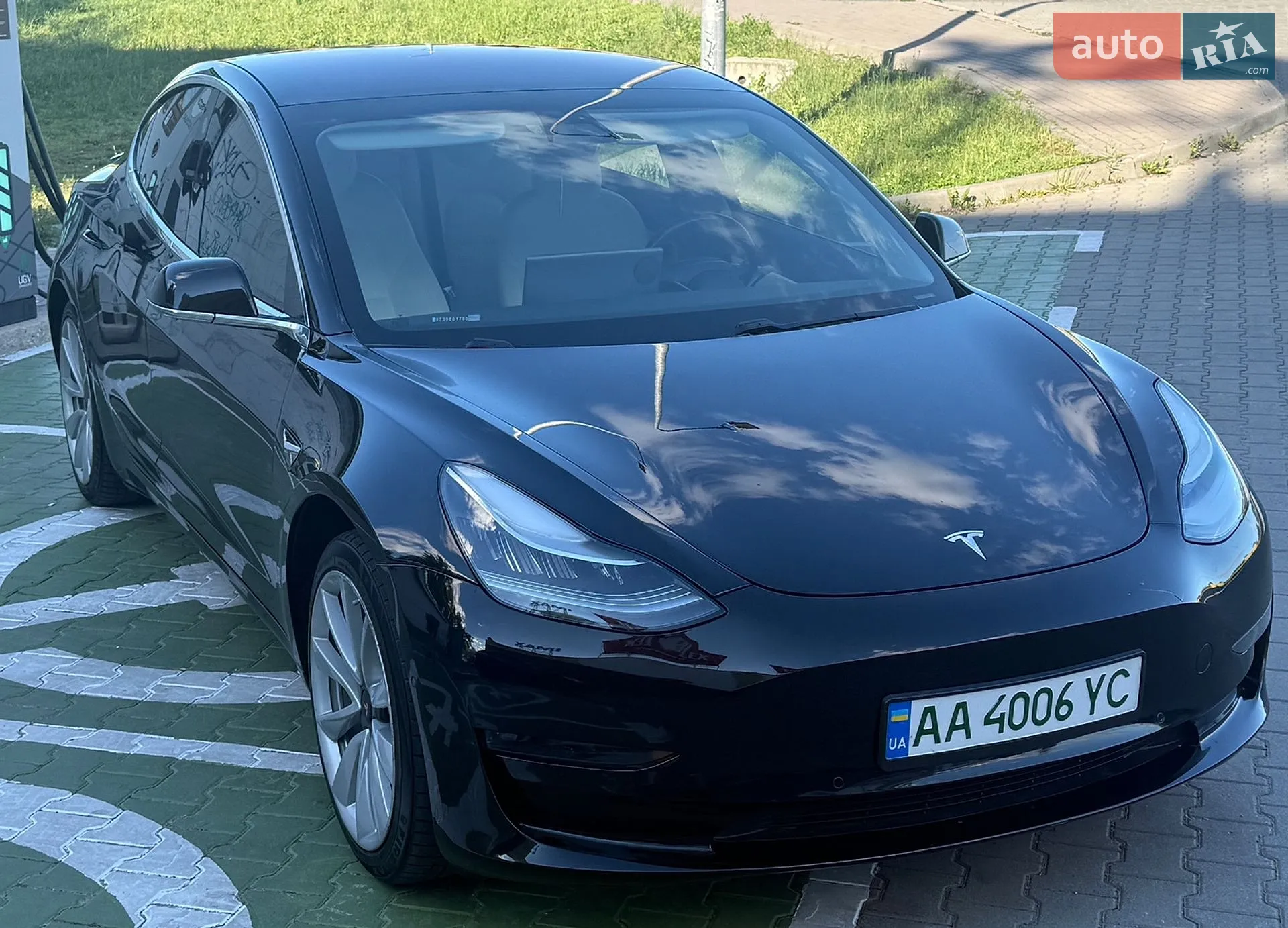 Tesla Model 3, 2019