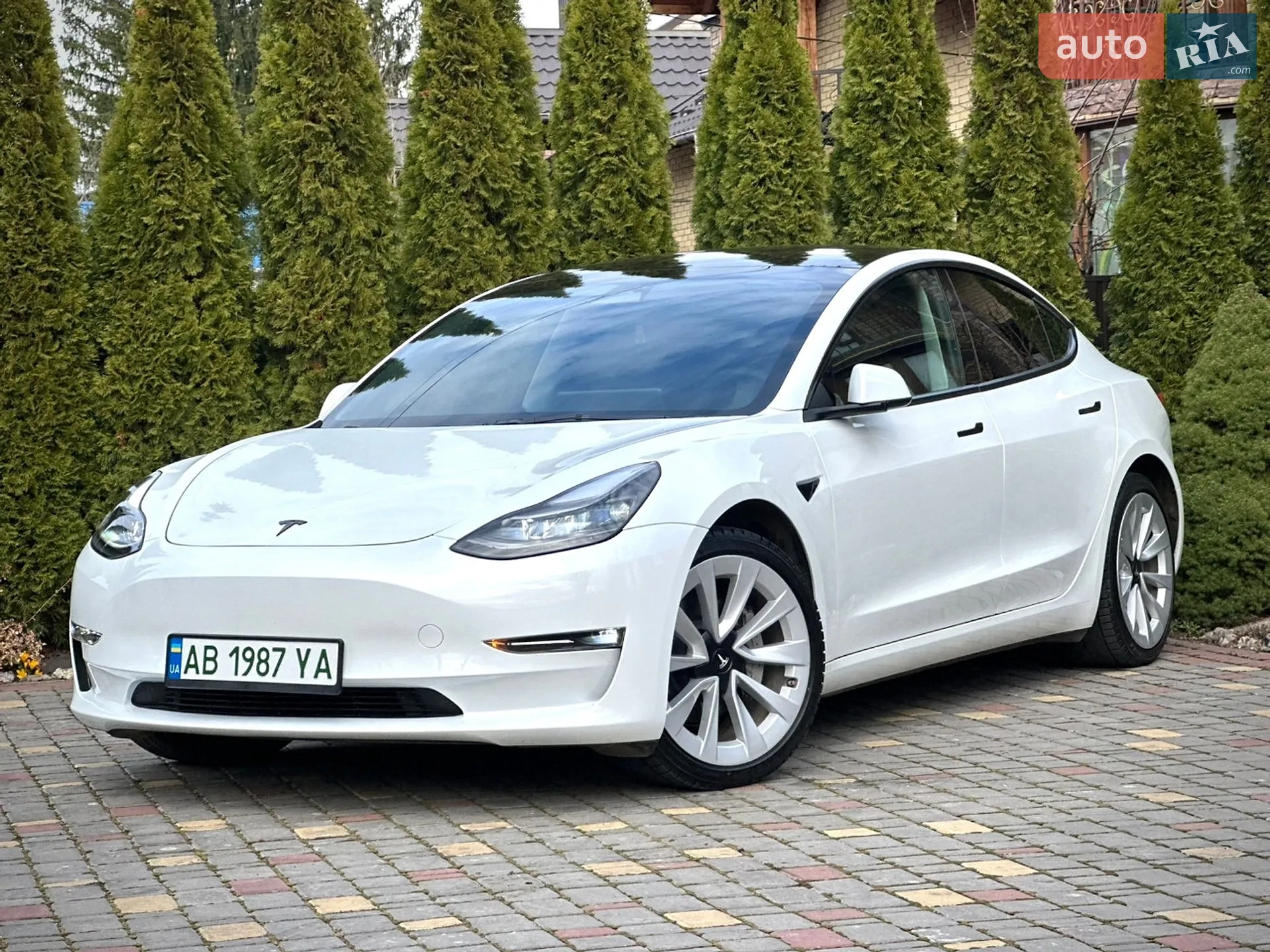 Tesla Model 3, 2022