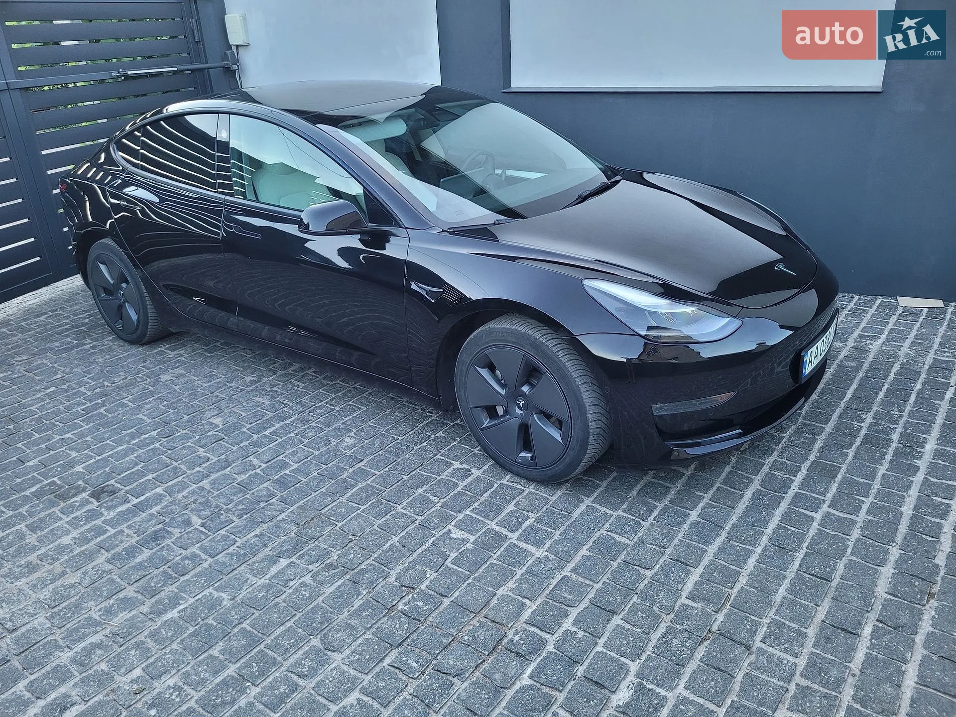 Tesla Model 3, 2022