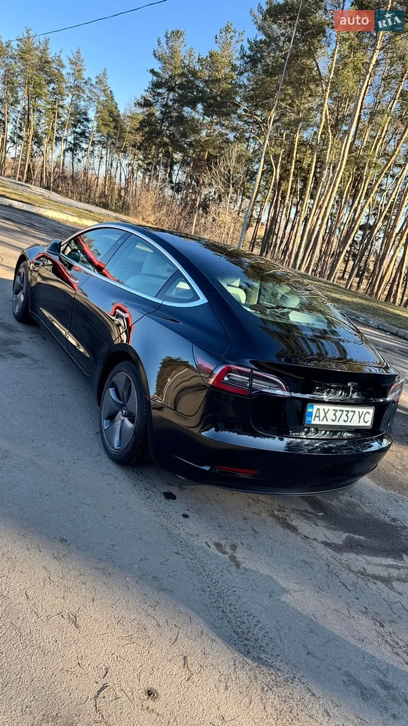 Tesla Model 3, 2020
