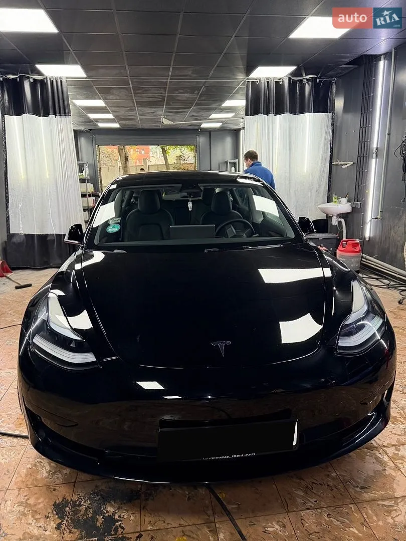 Tesla Model 3, 2023