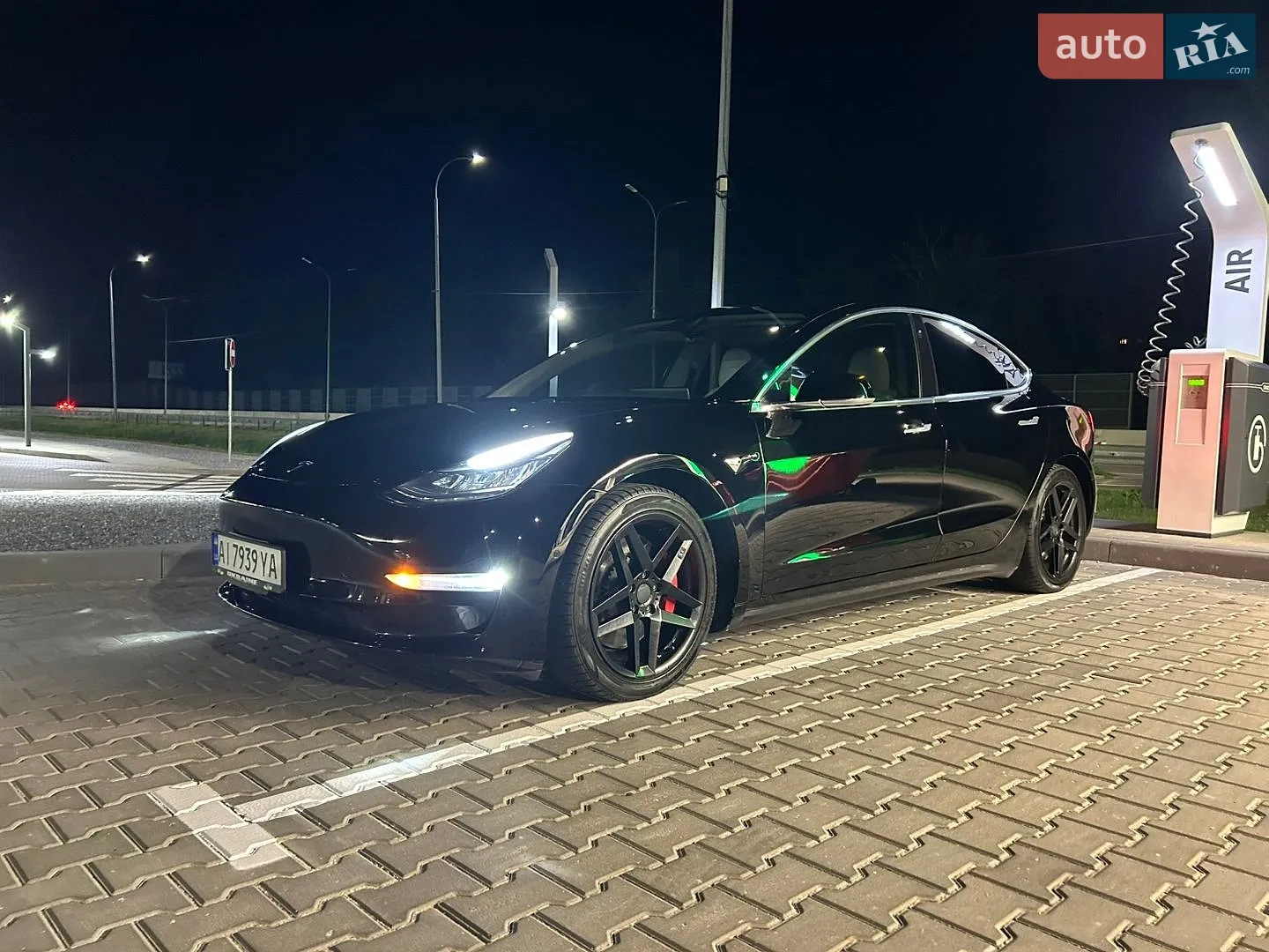 Tesla Model 3, 2019