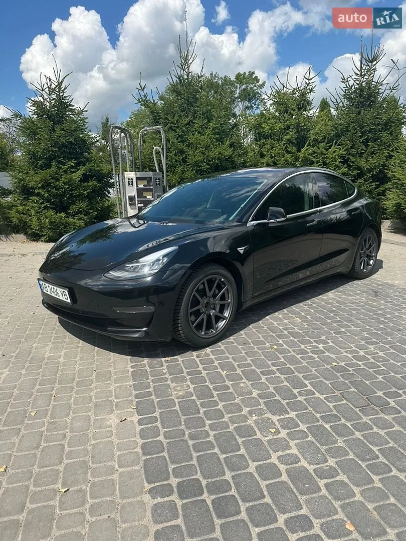 Tesla Model 3, 2019