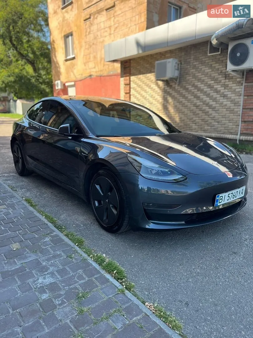 Tesla Model 3, 2021