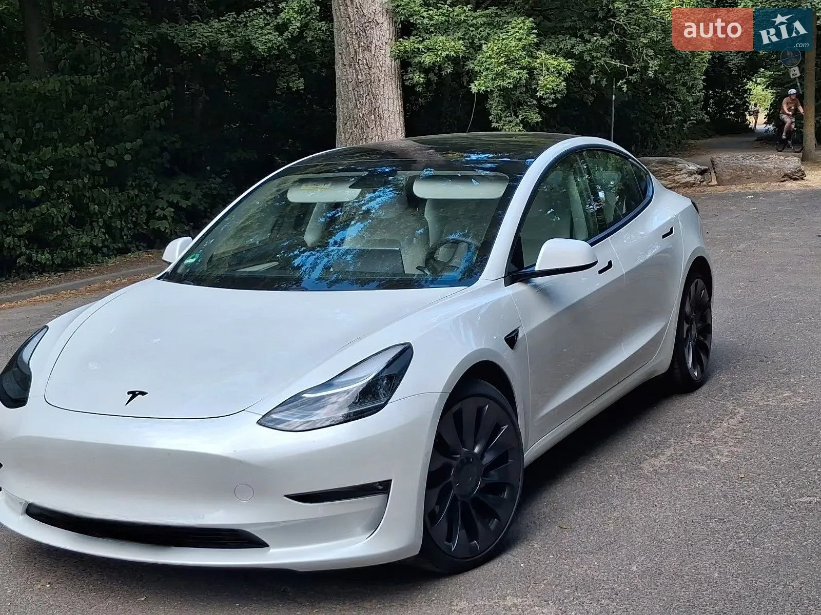 Tesla Model 3, 2021