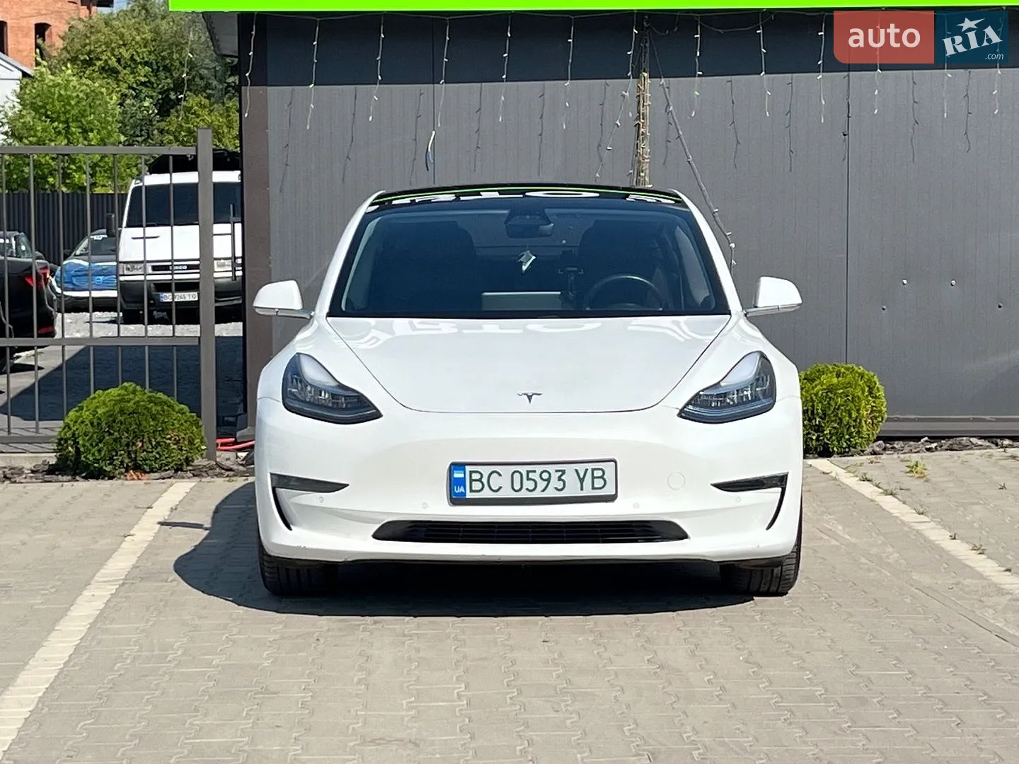 Tesla Model 3, 2020
