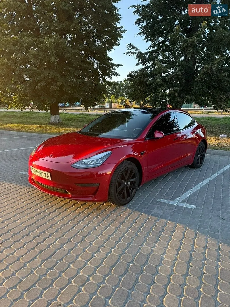 Tesla Model 3, 2020